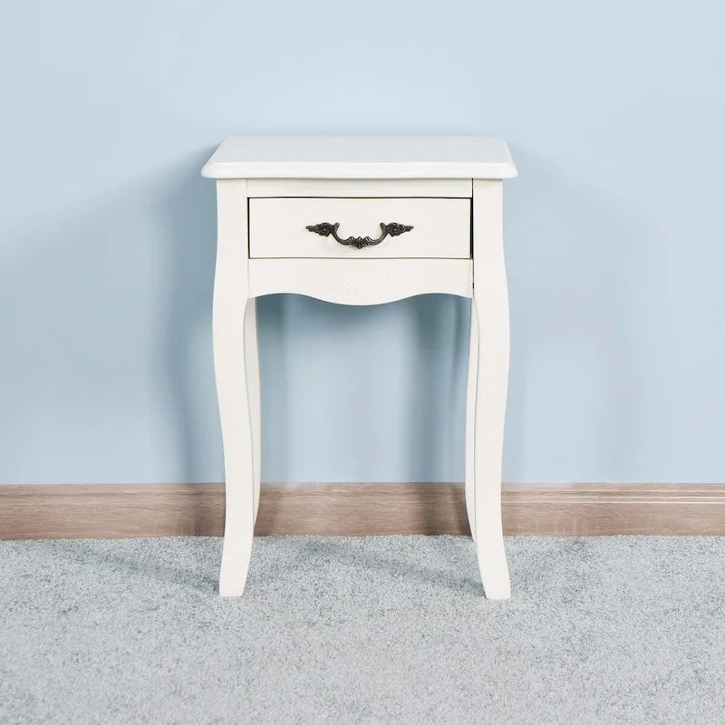 Table de chevet blanche de style français avec tiroir et pieds courbés