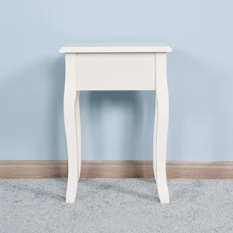 Table de chevet blanche de style français avec tiroir et pieds courbés